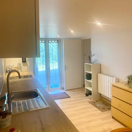 アパート Le Carolo